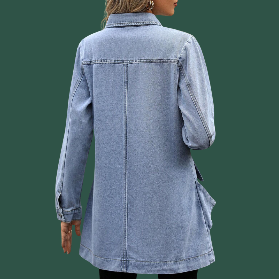 Signe – Lång Jeansjacka i Ljus Denim