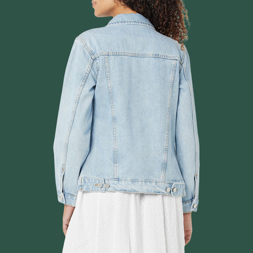 Astrid – Modern Jeansjacka i Ljus Denim
