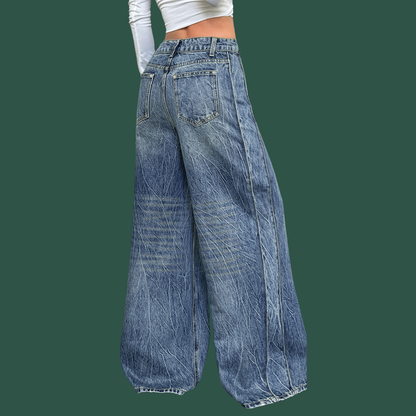 Linnea – Trendiga vida jeans med tvättad look